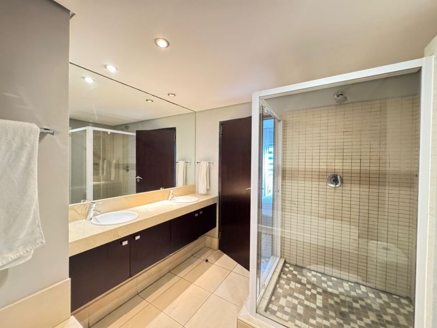 2 Bedroom Property for Sale in Cape Town City Centre Western Cape